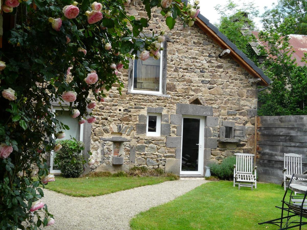 Suites De Campagne Les Eydieux, Petits Dejeuners Inclus Saint-Angel  Extérieur photo